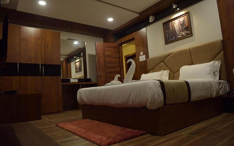 Hotel Royal City Siliguri Exteriér fotografie