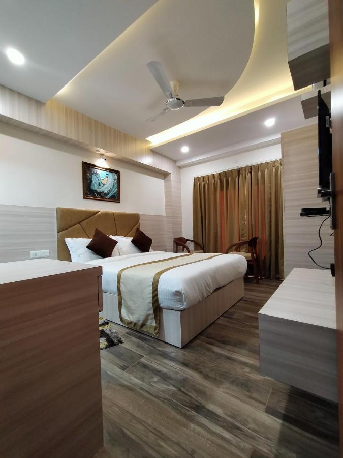 Hotel Royal City Siliguri Exteriér fotografie