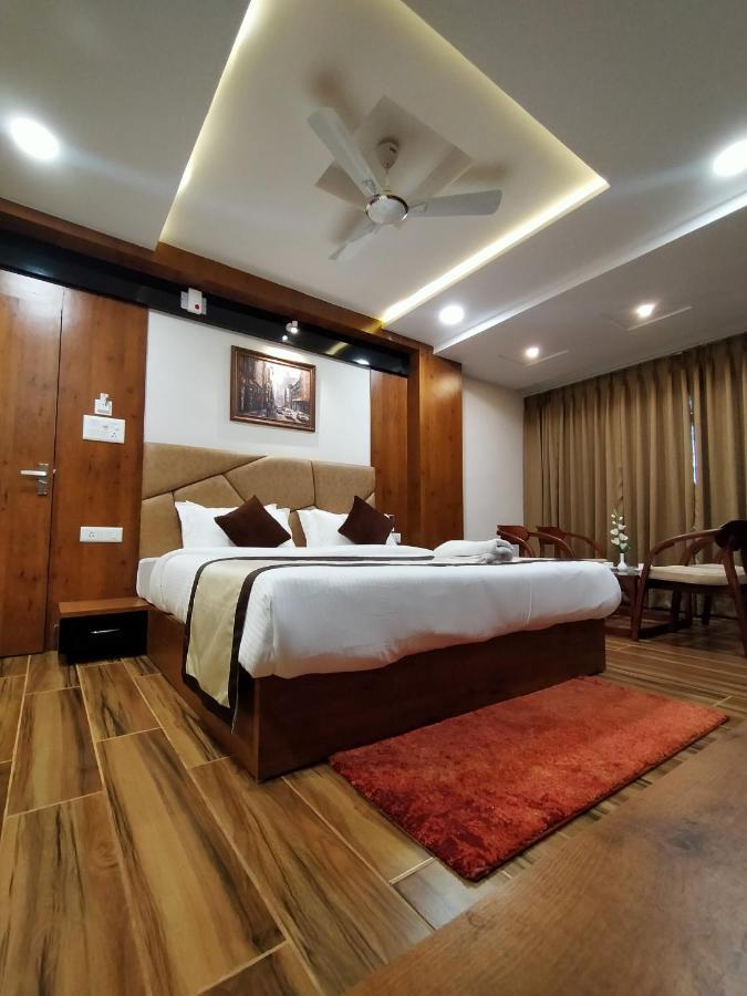 Hotel Royal City Siliguri Exteriér fotografie