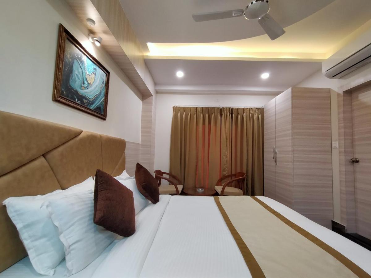 Hotel Royal City Siliguri Exteriér fotografie