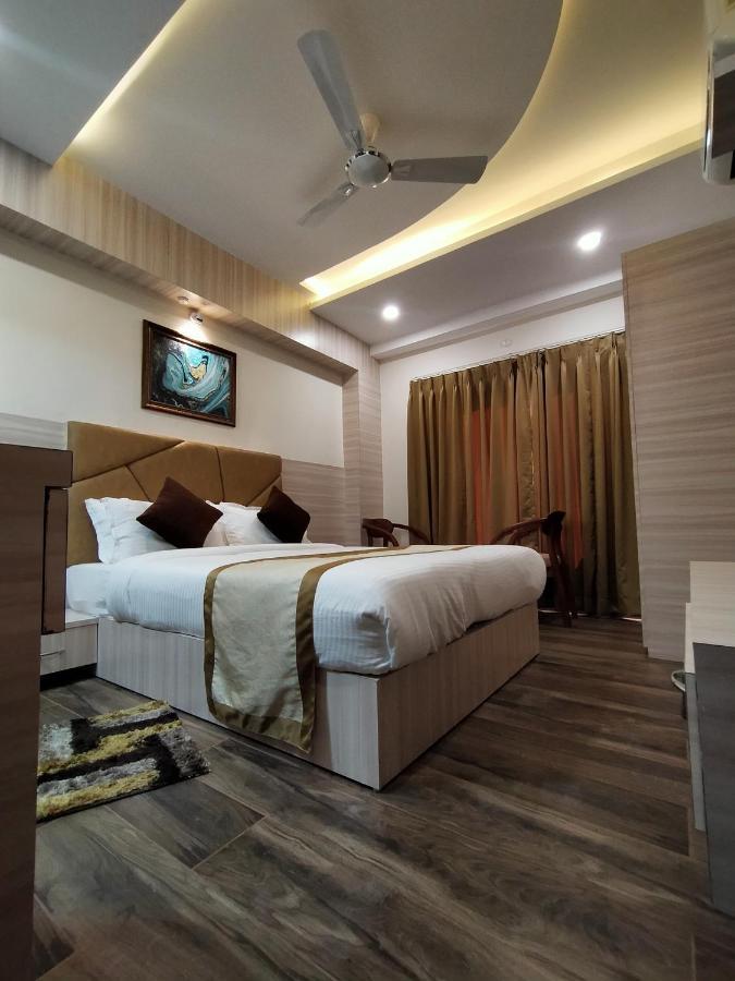 Hotel Royal City Siliguri Exteriér fotografie