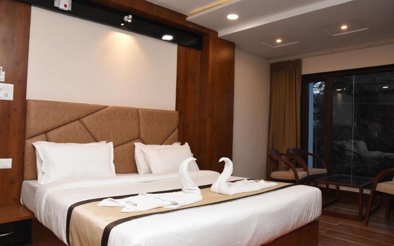 Hotel Royal City Siliguri Exteriér fotografie